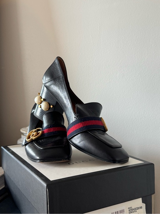 Gucci Shoes - Gucci Black Leather Heels